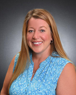 Headshot of Gretchen Baldwin