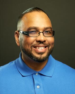 Headshot of Carlos Trimble