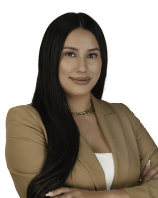 Headshot of April Salas