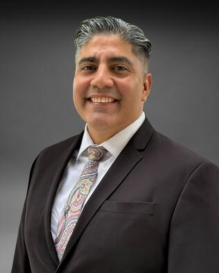 Headshot of Jesse Barcos