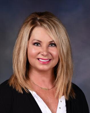 Headshot of Connie Schubert