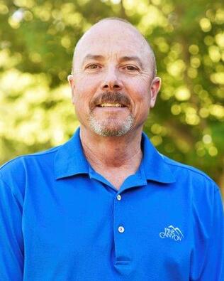 Headshot of Glenn Hall