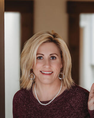 Headshot of Trista Hill