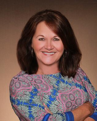 Headshot of Suzanne Chapman