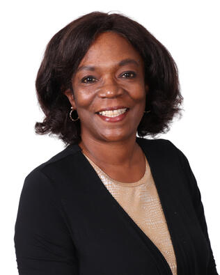 Headshot of Stephanie Turner Holt