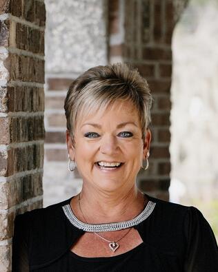 Headshot of Brenda Rogers