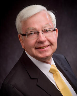 Headshot of Donald Schmidt