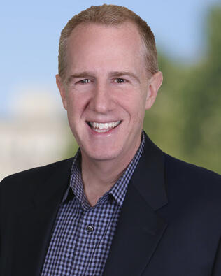 Headshot of Jeff Ganz