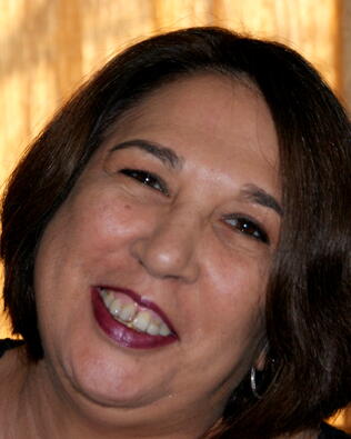 Headshot of Lara Jill Buford