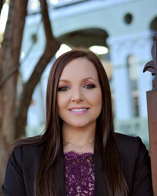 Headshot of Karla Loupe