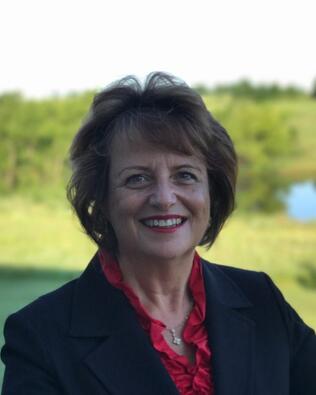 Headshot of Carol Sunseri