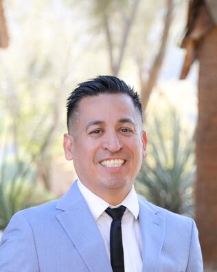 Headshot of Steve Marquez