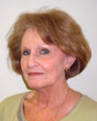 Headshot of Barbara Giddens