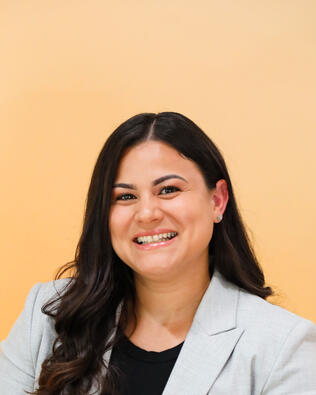 Headshot of Ana Pineda