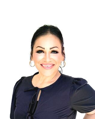 Headshot of Alexandra Rocha