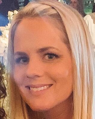Headshot of Misty Carter