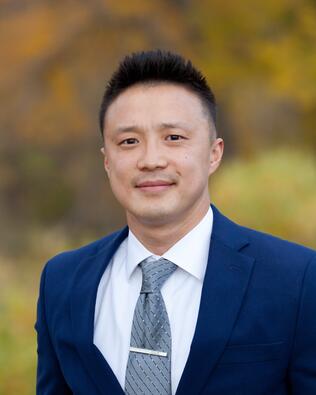 Headshot of Alexander Choe