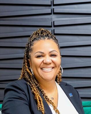 Headshot of Kim Harris