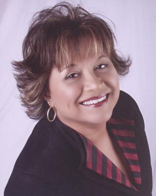 Headshot of Allison Russell