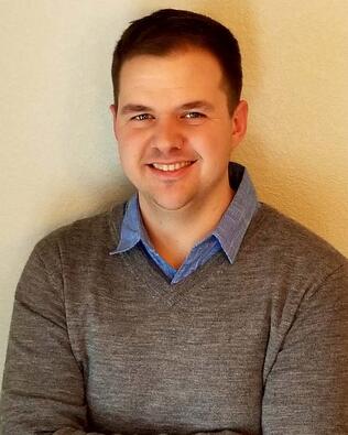 Headshot of Jordan Robbins