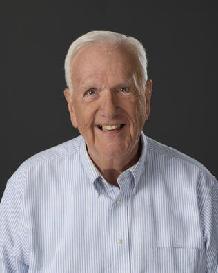 Headshot of Jerry Simpson