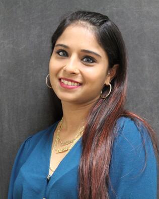 Headshot of Aisha Bakali
