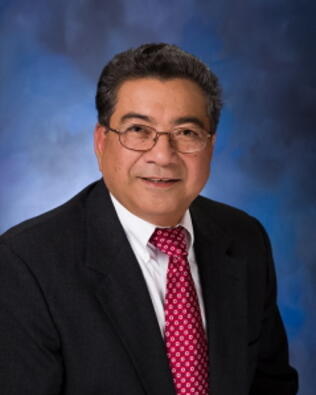 Headshot of Cesar Alonzo Sr