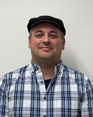 Headshot of Matthew Albrecht