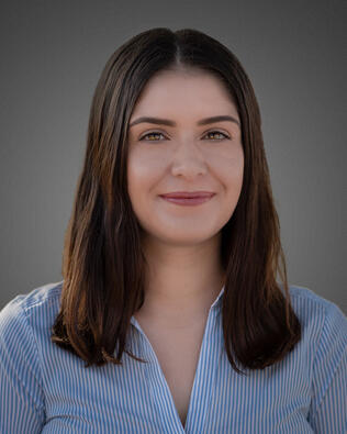 Headshot of Daisy Pelayo Torres