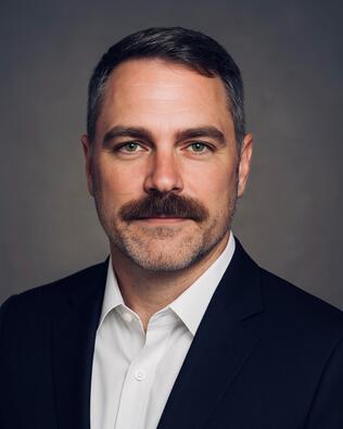 Headshot of Jonathan Dixon