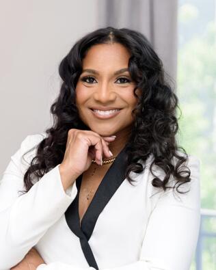 Headshot of Yana Brown