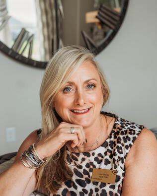 Headshot of Lisa McCoy