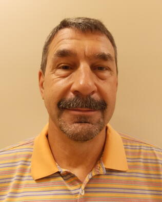 Headshot of Steven Woods