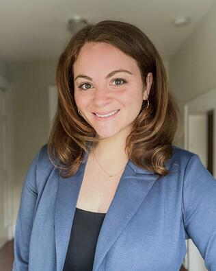 Headshot of Emily Sonntag