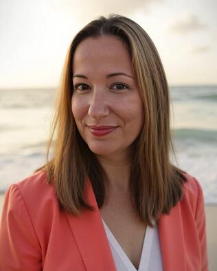 Headshot of Bekki Piper