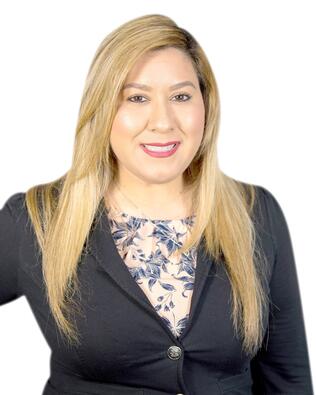 Headshot of Emely Arellano