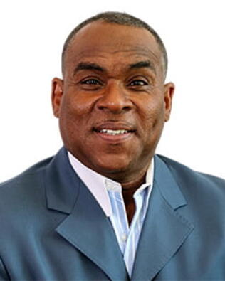 Headshot of Ferelle Woodhouse