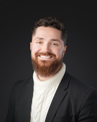 Headshot of Noah DeVille
