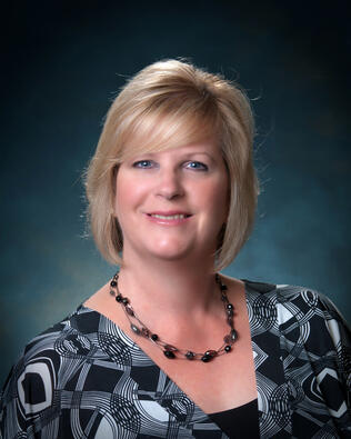 Headshot of Ann Pearce