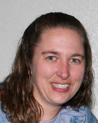 Headshot of LeAnna Scott