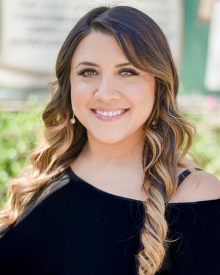 Headshot of Shavaun Burnham