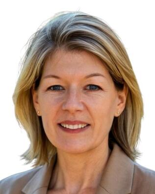 Headshot of Lisa Twiner