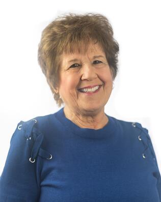 Headshot of Sandra Mong