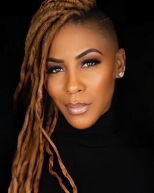 Headshot of Dana Jones