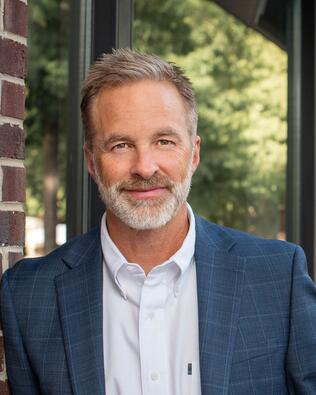 Headshot of Jeff Estes