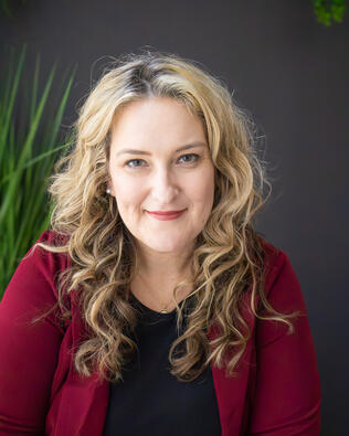 Headshot of Ashlee Shiffer