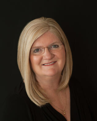 Headshot of Barbara DeRuiter