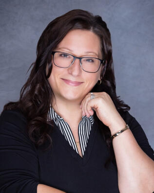 Headshot of Peggy Chapple
