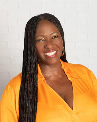 Headshot of Krashoyta Cooper