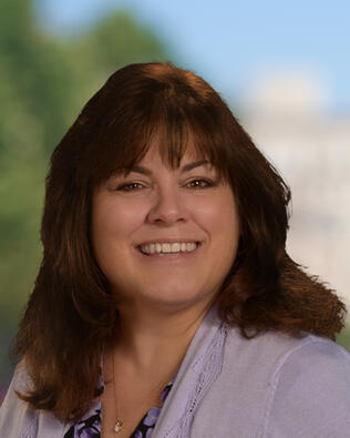 Headshot of Theresa Boyles